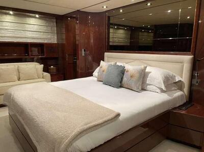  Sanlorenzo SL82 Skyline  <b>Interior Gallery</b>