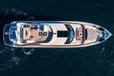 <b>Галерея</b>  Sunseeker 101 Sport Yacht Canelo 