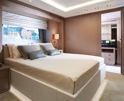  Sunseeker 116 Yacht Freedom  <b>Interior Gallery</b>