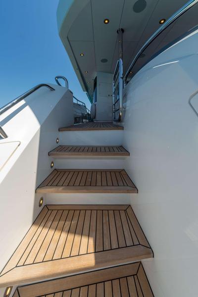  Sunseeker 116 Yacht Survivor 2  <b>Gallery</b>