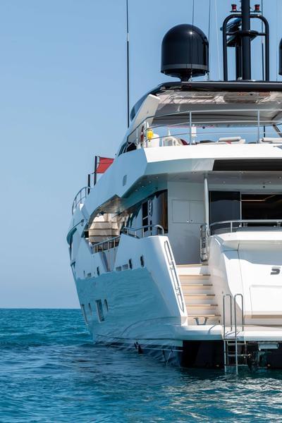  Sunseeker 116 Yacht Survivor 2  <b>Gallery</b>