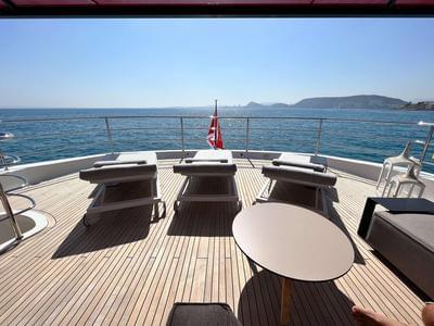  Sunseeker 116 Yacht Survivor 2  <b>Gallery</b>