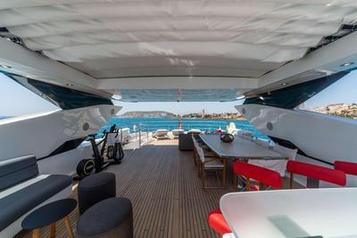  Sunseeker 116 Yacht Survivor 2  <b>Gallery</b>