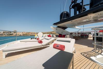  Sunseeker 116 Yacht Survivor 2  <b>Gallery</b>