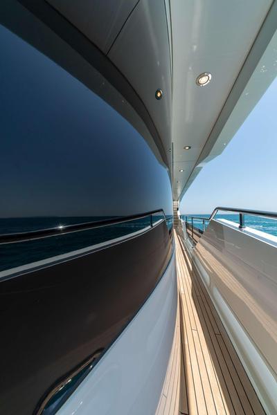  Sunseeker 116 Yacht Survivor 2  <b>Gallery</b>