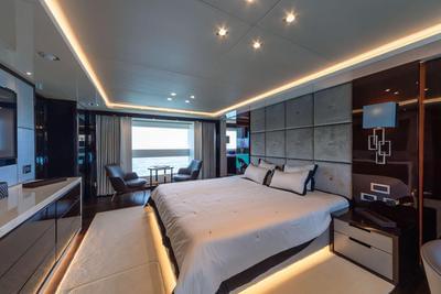  Sunseeker 116 Yacht Survivor 2  <b>Gallery</b>