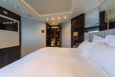  Sunseeker 116 Yacht Survivor 2  <b>Gallery</b>
