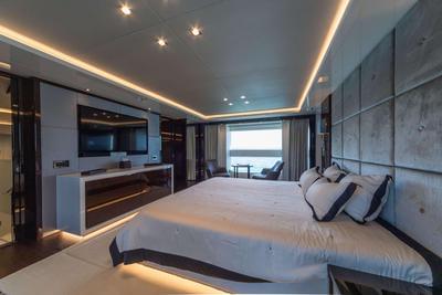  Sunseeker 116 Yacht Survivor 2  <b>Gallery</b>