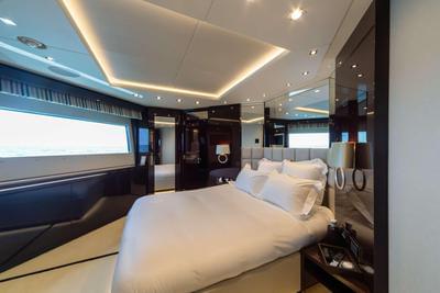  Sunseeker 116 Yacht Survivor 2  <b>Gallery</b>