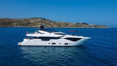  Sunseeker 116 Yacht Survivor 2  <b>Gallery</b>