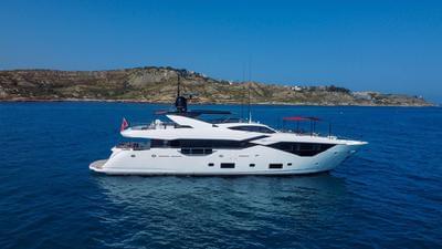  Sunseeker 116 Yacht Survivor 2  <b>Gallery</b>