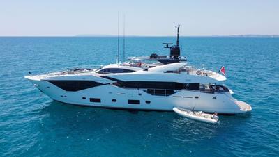  Sunseeker 116 Yacht Survivor 2  <b>Gallery</b>