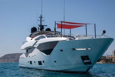  Sunseeker 116 Yacht Survivor 2  <b>Gallery</b>