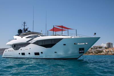  Sunseeker 116 Yacht Survivor 2  <b>Gallery</b>