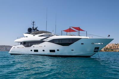  Sunseeker 116 Yacht Survivor 2  <b>Gallery</b>