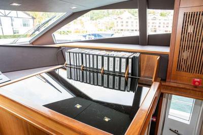  Sunseeker 30M Solaris  <b>Interior Gallery</b>