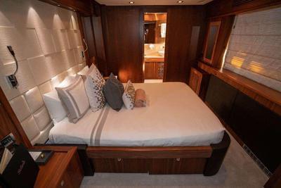  Sunseeker 30M Solaris  <b>Interior Gallery</b>