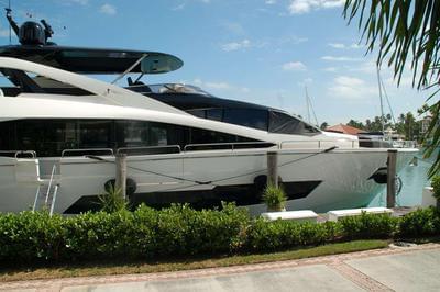  Sunseeker 86 Yacht Alexa  <b>Exterior Gallery</b>