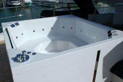  Sunseeker 86 Yacht Alexa  <b>Interior Gallery</b>