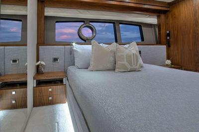 <b>Галерея интерьеров</b>  Sunseeker 95 Yacht Perseverance 3 