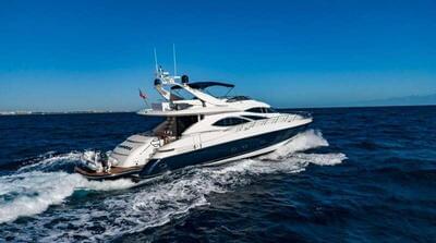 <b>Галерея</b>  Sunseeker Custom Moondog 