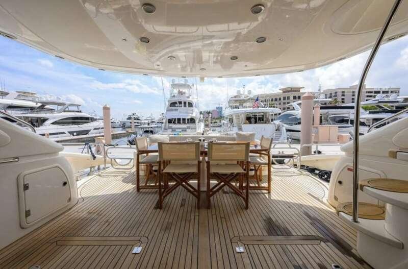  Sunseeker Manhattan 80  <b>Exterior Gallery</b>