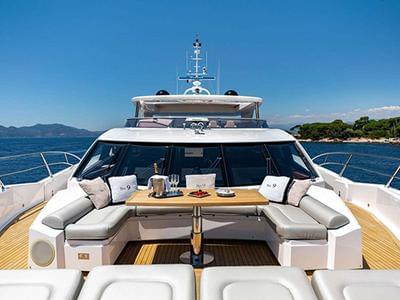 <b>Галерея</b>  Sunseeker Predator 115 Lady Volantis 