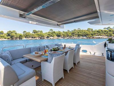 <b>Галерея</b>  Sunseeker Predator 115 Lady Volantis 