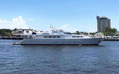  Westport Custom Mary kathlene  <b>Exterior Gallery</b>