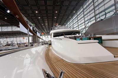  Wim van der Valk Flybridge 23m Falcon  <b>Exterior Gallery</b>