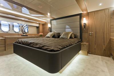  Wim van der Valk Flybridge 23m Falcon  <b>Interior Gallery</b>