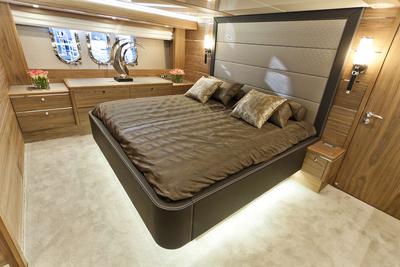  Wim van der Valk Flybridge 23m Falcon  <b>Interior Gallery</b>