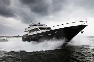  Wim van der Valk Flybridge 23m Falcon  <b>Exterior Gallery</b>