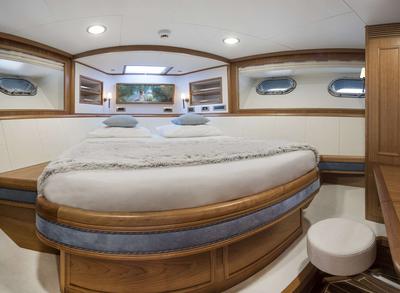  Wim van der Valk Flybridge 25m Valencia  <b>Interior Gallery</b>