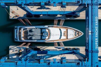 Custom Line Launches 27th Navetta 33 Superyacht: A Masterpiece of Elegance and Innovation