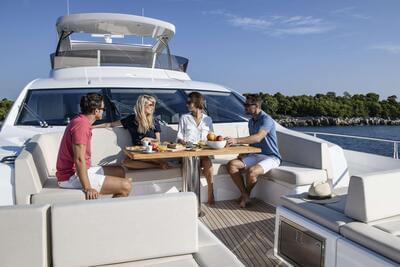 SUNSEEKER USA EXHIBITS LARGEST DISPLAY AT PALM BEACH INTERNATIONAL BOAT SHOW