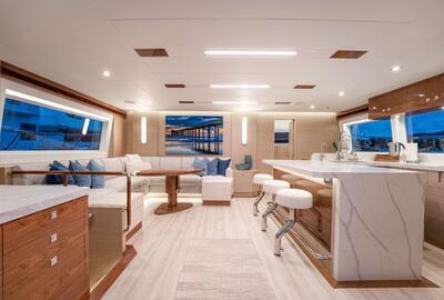 Horizon Power Catamarans Presents “Showcase of Silence” at the Palm Beach International Boat Show