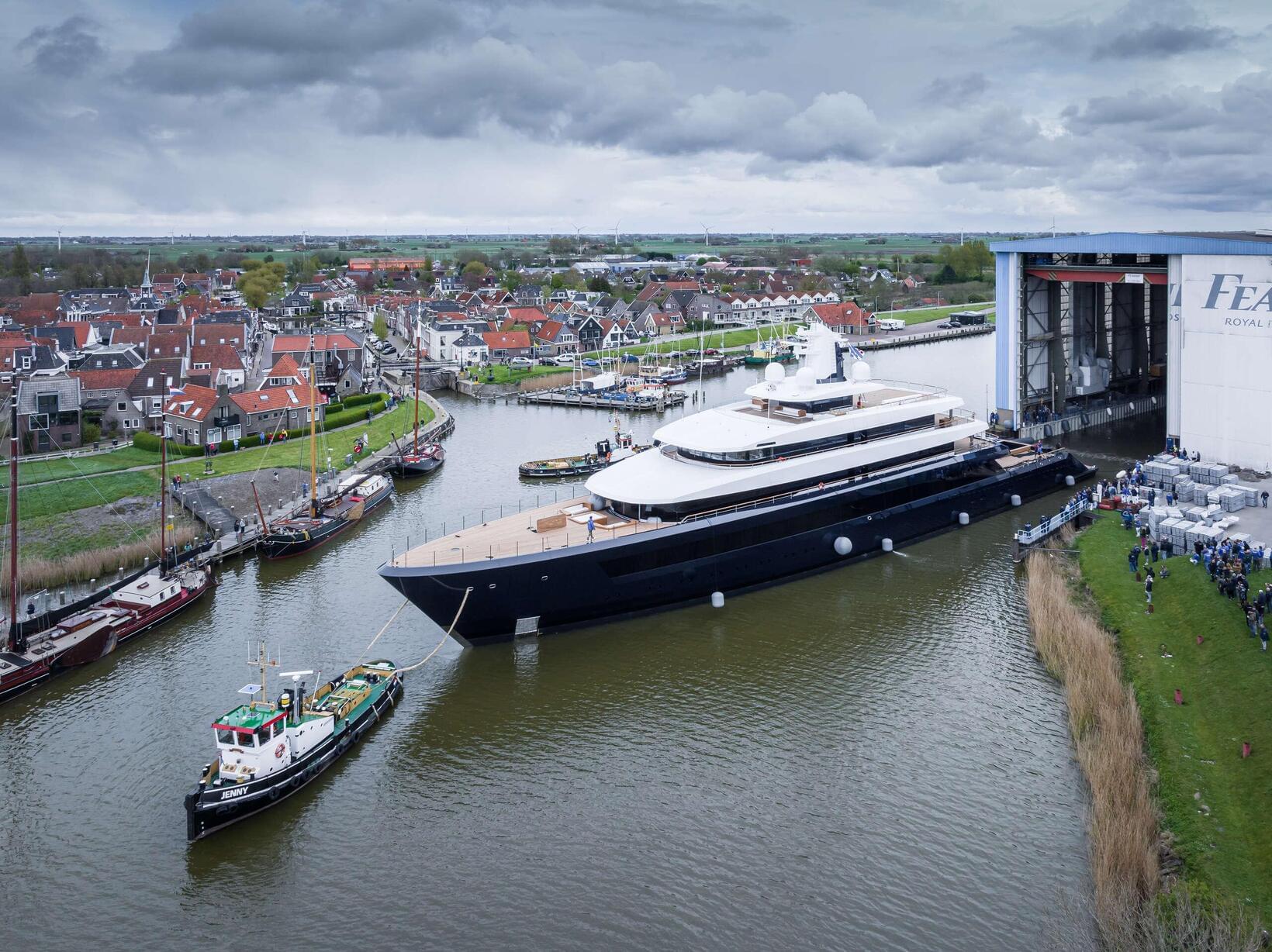Feadship: Hybrid Electric Project 1012 prepares for sea trials