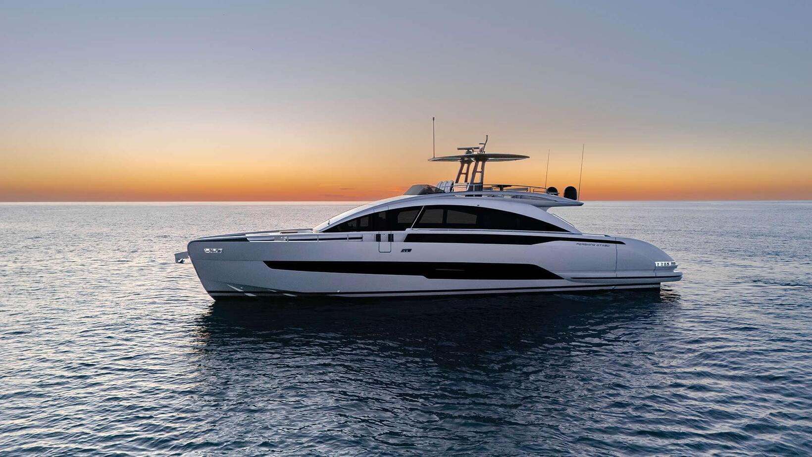 PERSHING GTX80: A NEW DIMENSION IN SPORTY CRUISING