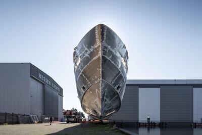 Where Wisdom Meets Waves: Heesen Announces Hull and Superstructure Joining for Project Sophia