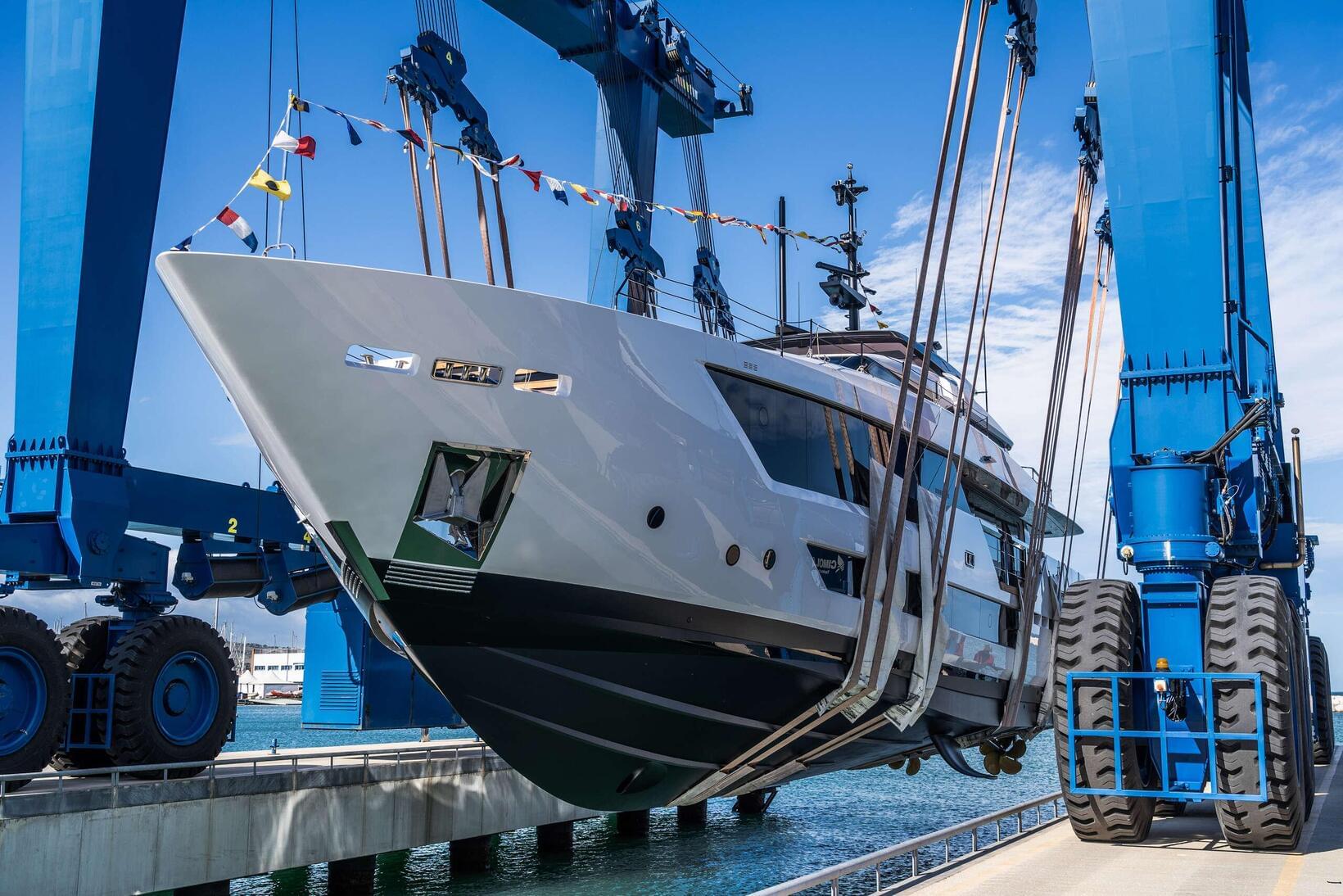 CUSTOM LINE LAUNCHES FOUR NEW MADE-TO-MEASURE YACHTS