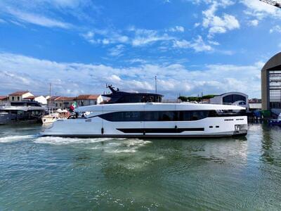 Gallery: Maiora Unveils the 36 Exuma at the Monaco Yacht Show in Partnership with ELIE SAAB Maison