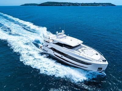 Gallery: A Trio and Treats from Horizon at 2025 FLIBS