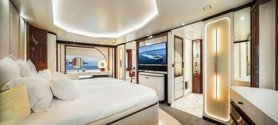 Gallery: Horizon Yachts Unveils the World's First FD100 Skyline