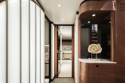 Gallery: Horizon Yachts Unveils the World's First FD100 Skyline