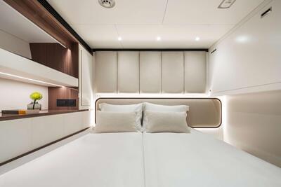 Gallery: Horizon Yachts Unveils the World's First FD100 Skyline