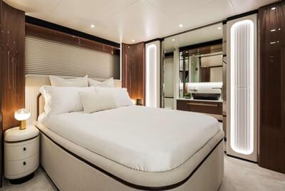 Gallery: Horizon Yachts Unveils the World's First FD100 Skyline