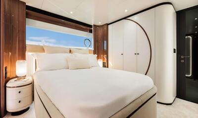 Gallery: Horizon Yachts Unveils the World's First FD100 Skyline