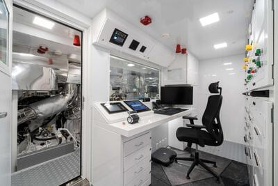 Gallery: Double triumph at the Boat International Design & Innovation Awards for RJ and a prestigious Judges commendation for Tremenda